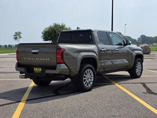 2024 Toyota Tacoma Limited photo 3