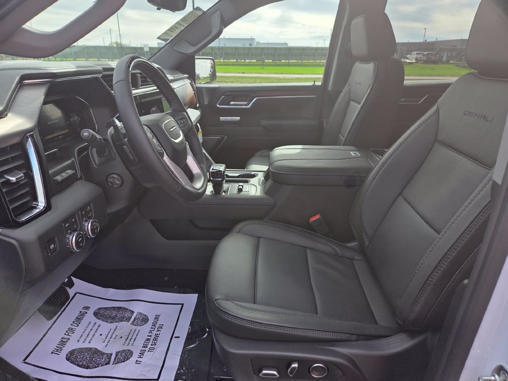 2026 GMC Sierra 1500 Denali - Photo 8