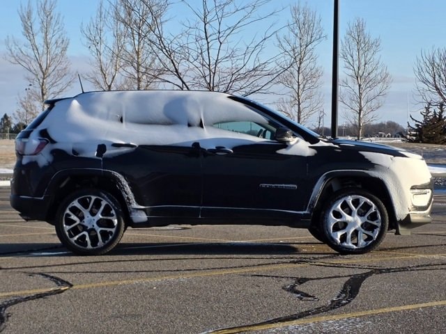 2018 Jeep Compass Limited photo 2