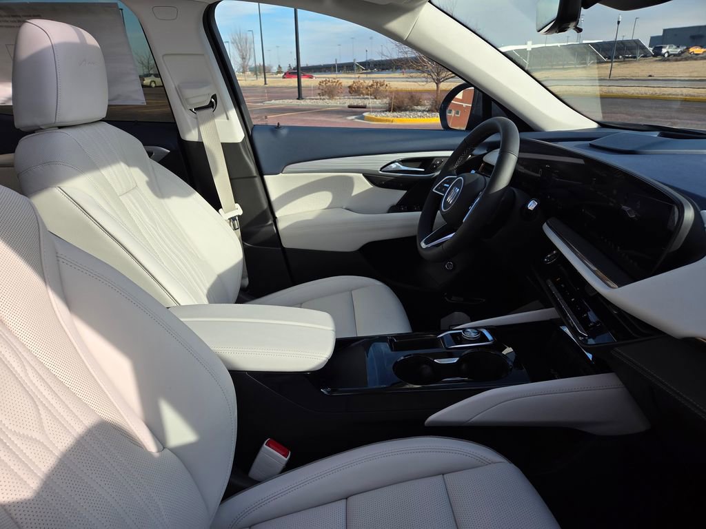 2026 Buick Envision Avenir - Photo 35