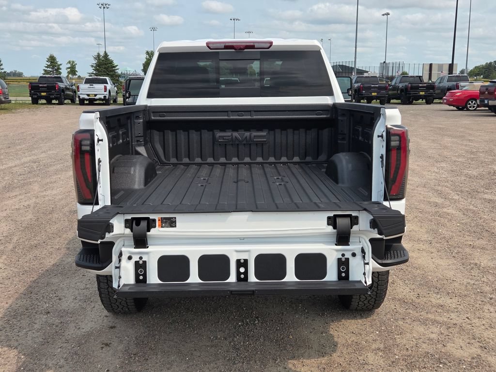 2026 GMC Sierra 3500HD AT4 - Photo 44