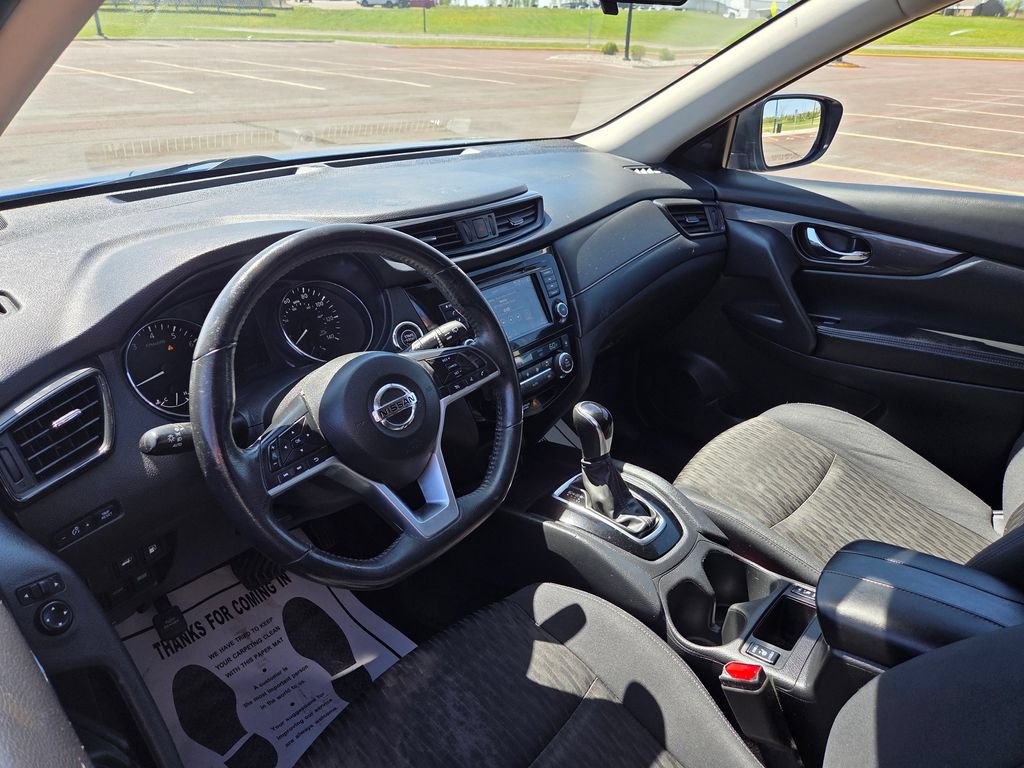 2018 Nissan Rogue SV - Photo 13