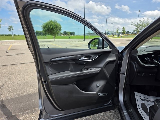2021 Buick Envision Essence photo 4