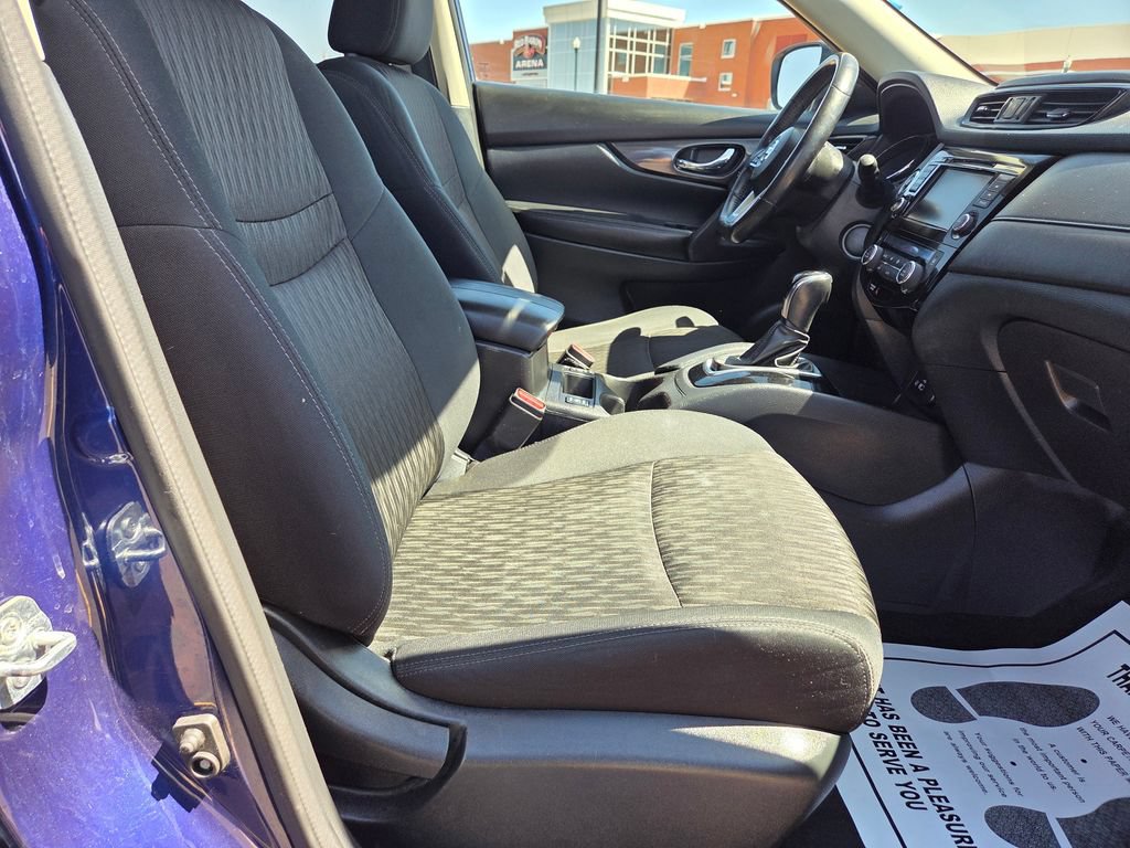 2018 Nissan Rogue SV - Photo 34
