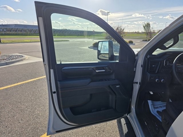 2026 Gmc Sierra 3500 HD AT4 photo 4