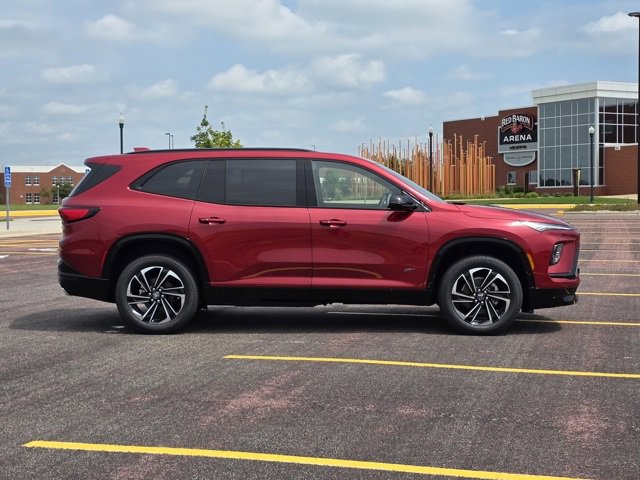 2026 Buick Enclave Sport Touring photo 2