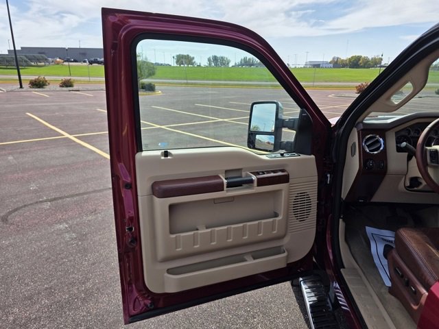 2013 Ford F-350 Lariat photo 4