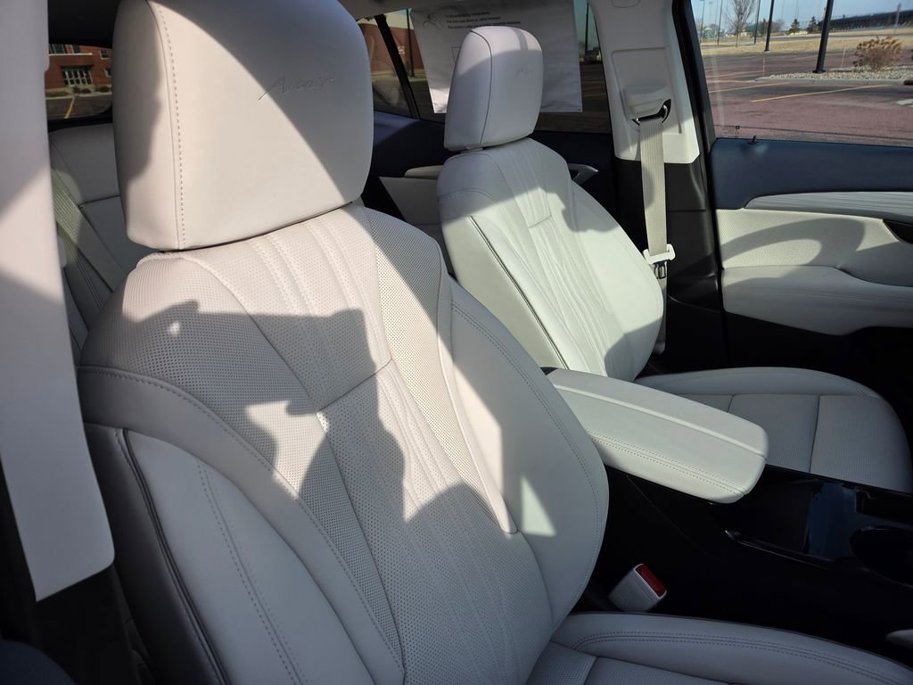 2026 Buick Envision Avenir - Photo 37