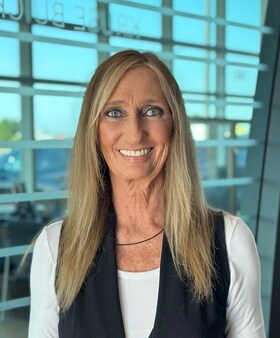Staff member Janae Lundin from ID_a6e425e272f8