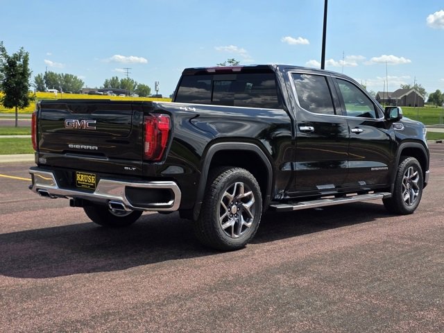 2025 Gmc Sierra 1500 SLT photo 3