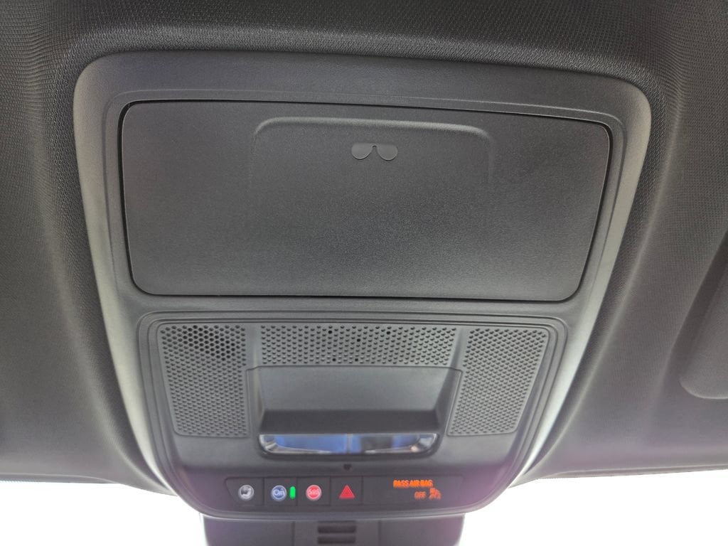 2026 GMC Acadia Elevation - Photo 31