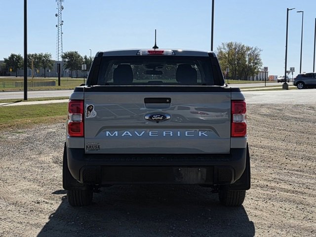 2024 Ford Maverick XL photo 3