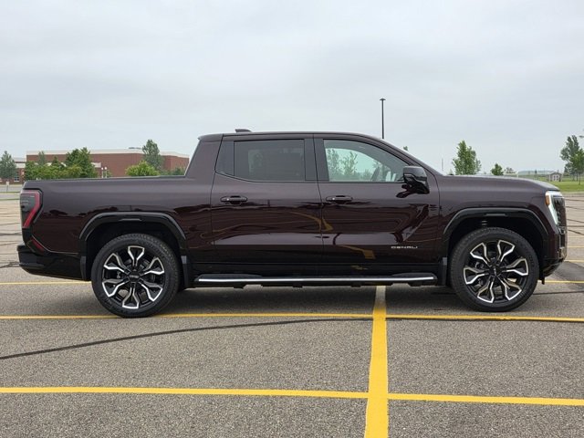 2025 Gmc Sierra EV Denali photo 2