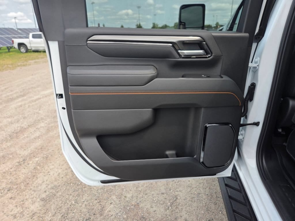 2026 GMC Sierra 3500HD AT4 - Photo 39