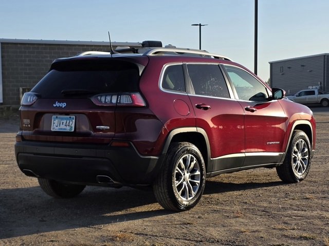 2021 Jeep Cherokee Latitude Lux photo 2