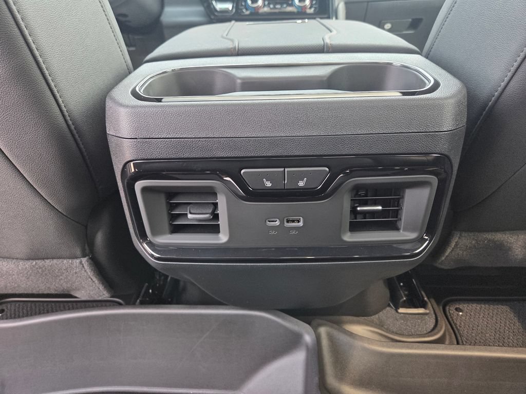 2026 GMC Sierra 3500HD AT4 - Photo 41