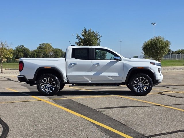 2026 Gmc Canyon Denali photo 2