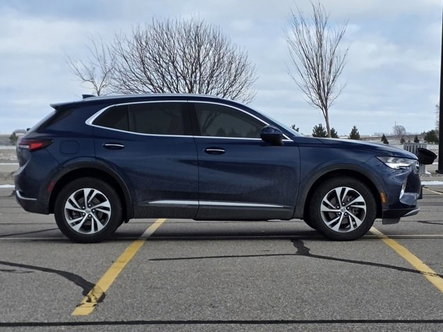 2022 Buick Envision Essence photo 3