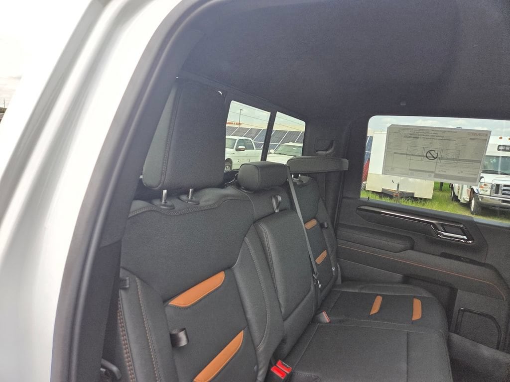 2026 GMC Sierra 3500HD AT4 - Photo 33