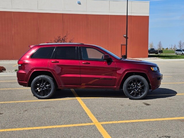 Used 2019 Jeep Grand Cherokee Altitude with VIN 1C4RJFAG2KC783603 for sale in Marshall, Minnesota