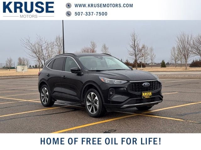 2025 Ford Escape Platinum