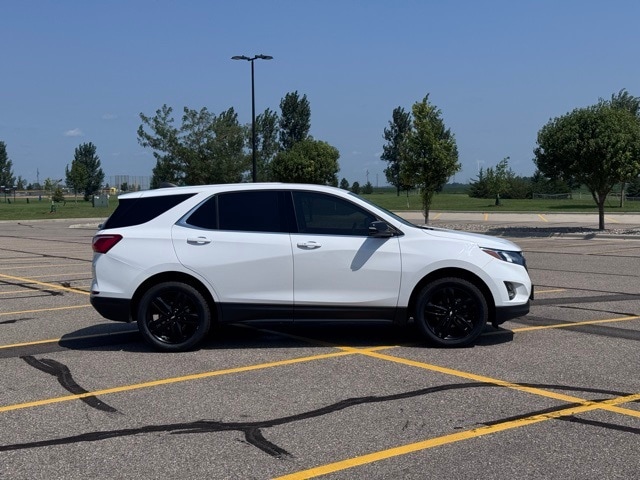Used 2020 Chevrolet Equinox LT with VIN 3GNAXUEV8LL255988 for sale in Marshall, Minnesota