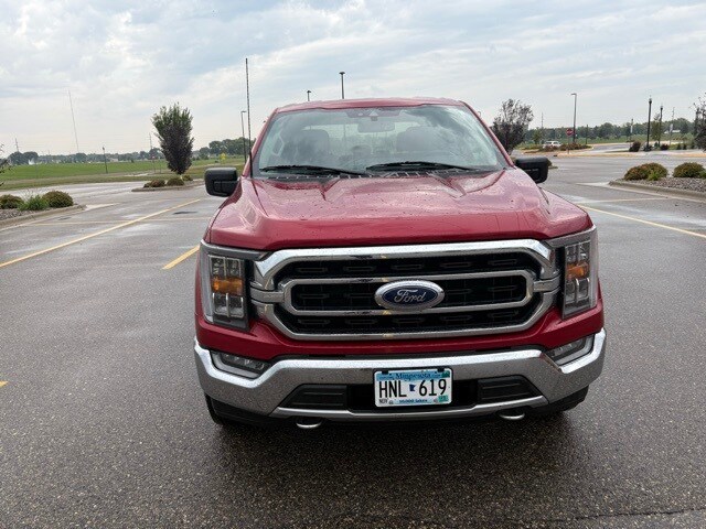 2021 Ford F-150 XLT photo 2