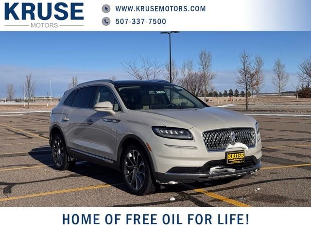 2022 Lincoln Nautilus Reserve's photo