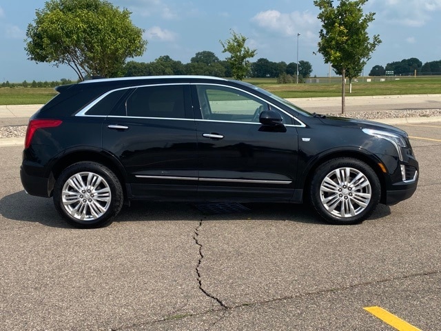 Used 2019 Cadillac XT5 Premium Luxury with VIN 1GYKNFRS2KZ286654 for sale in Marshall, Minnesota