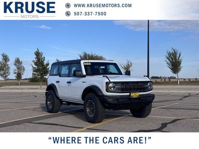 2025 Ford Bronco 4-Door Base's photo