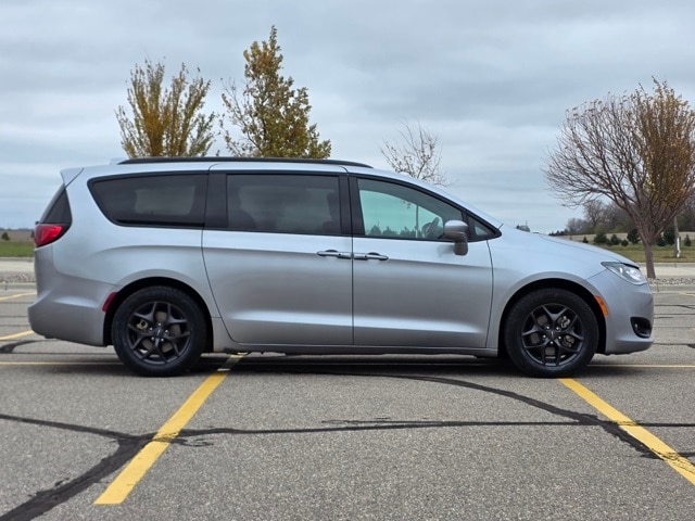 Used 2019 Chrysler Pacifica Touring L Plus with VIN 2C4RC1EG5KR522593 for sale in Marshall, Minnesota