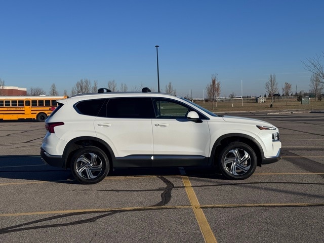 Used 2022 Hyundai Santa Fe SEL with VIN 5NMS2DAJ8NH440623 for sale in Marshall, Minnesota