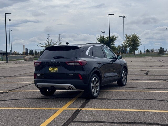 2025 Ford Escape Platinum photo 2
