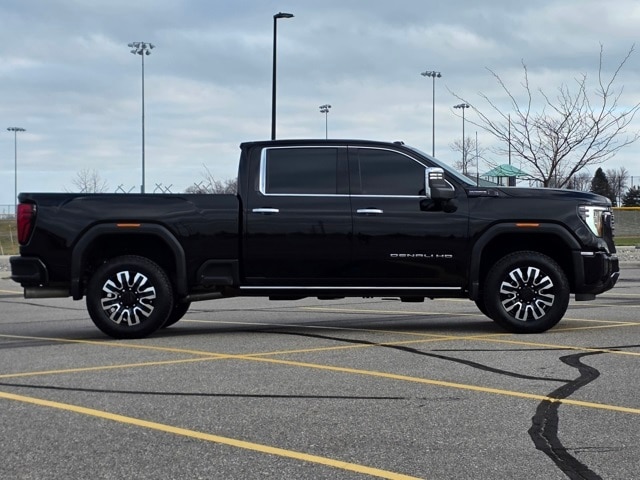Used 2024 GMC Sierra 3500HD Denali Ultimate with VIN 1GT49YEY9RF123519 for sale in Marshall, Minnesota
