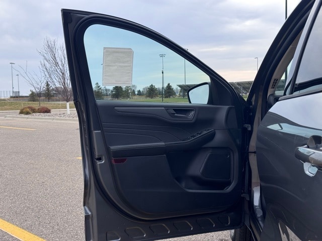 2026 Ford Escape Active photo 4