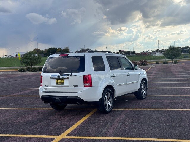 2012 Honda Pilot Touring photo 2