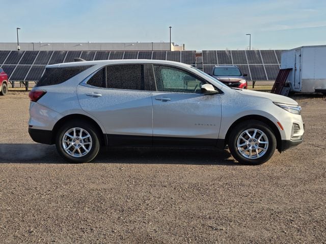 Used 2022 Chevrolet Equinox LT with VIN 3GNAXUEV1NL159297 for sale in Marshall, Minnesota