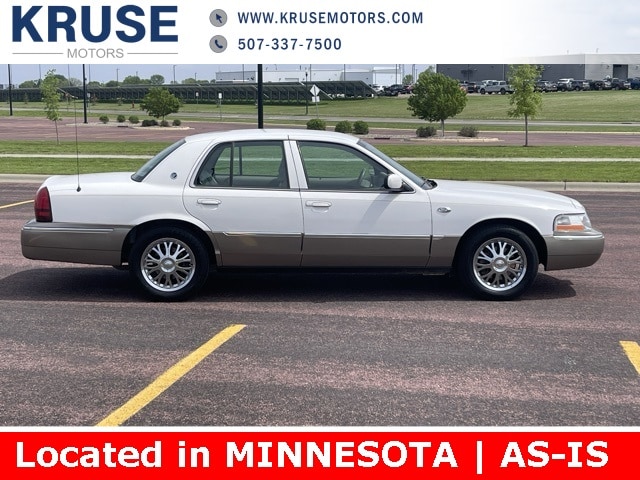 Used 2005 Mercury Grand Marquis GS with VIN 2MEFM74WX5X641170 for sale in Marshall, MN