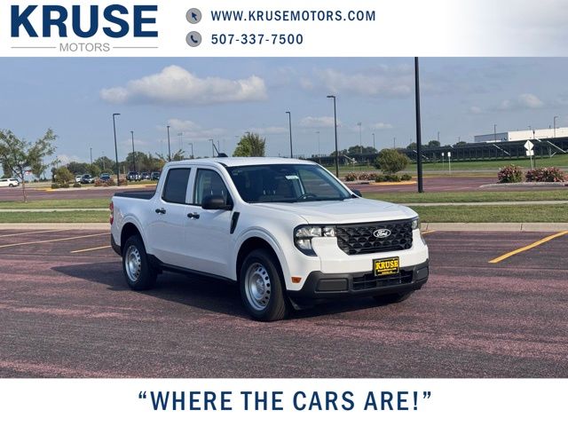 2025 Ford Maverick XL's photo