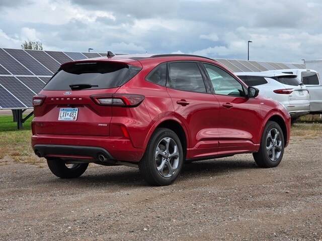 2024 Ford Escape ST-Line photo 3