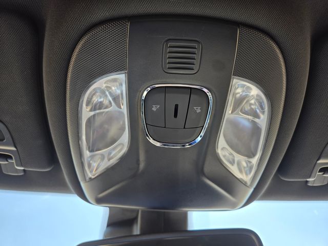 2025 Jeep Compass Limited - Photo 31