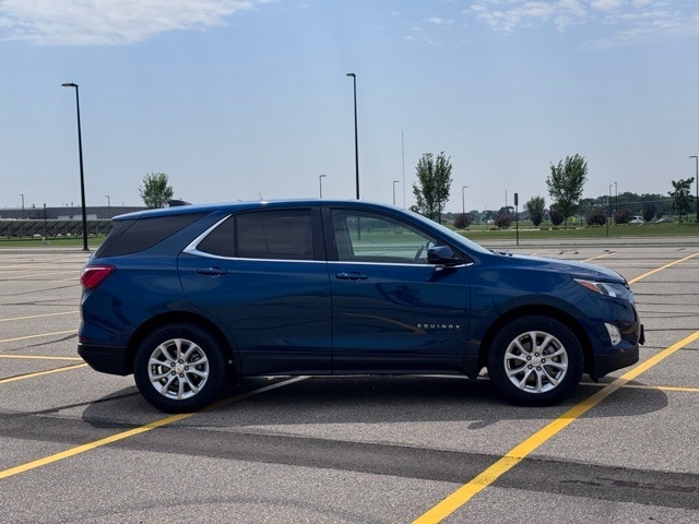 Used 2021 Chevrolet Equinox LT with VIN 2GNAXKEV9M6115944 for sale in Marshall, Minnesota