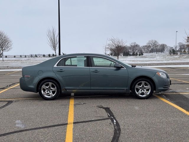 Used 2009 Chevrolet Malibu 1LT with VIN 1G1ZH57B09F104785 for sale in Marshall, Minnesota