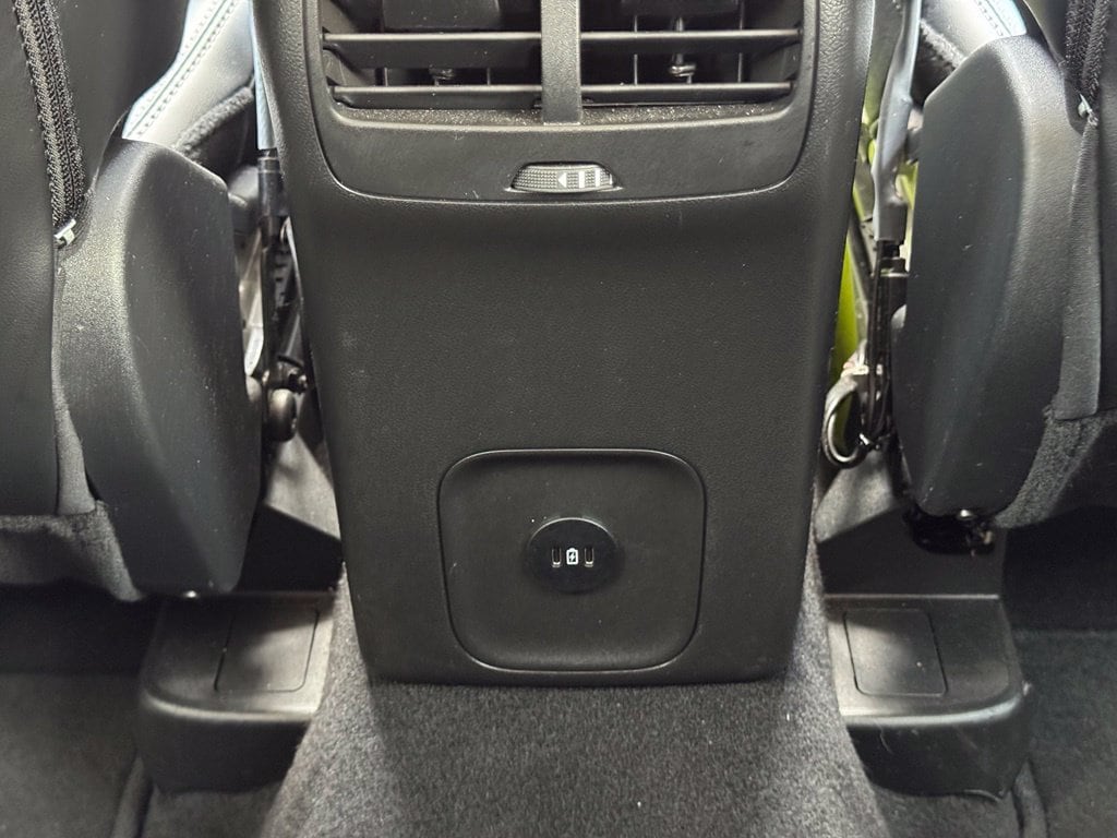 2025 Ford Escape Platinum - Photo 31