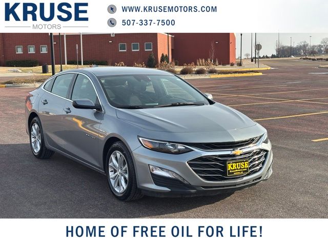 2024 Chevrolet Malibu 1LT's photo