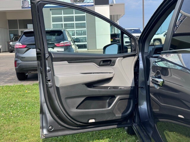 2018 Honda Odyssey EX-L photo 4