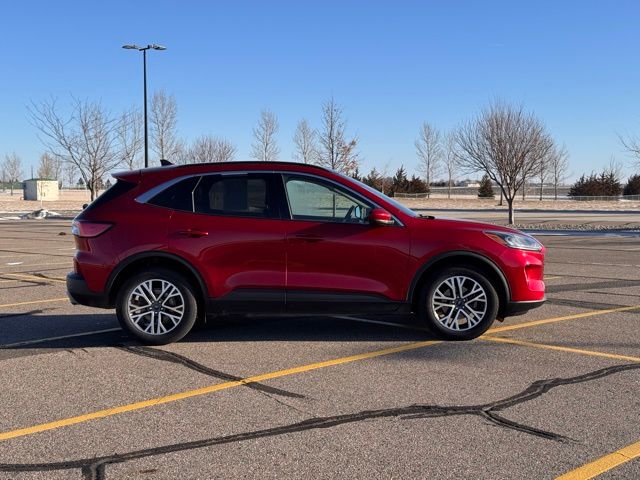 Used 2020 Ford Escape SEL with VIN 1FMCU9H94LUB05528 for sale in Marshall, Minnesota