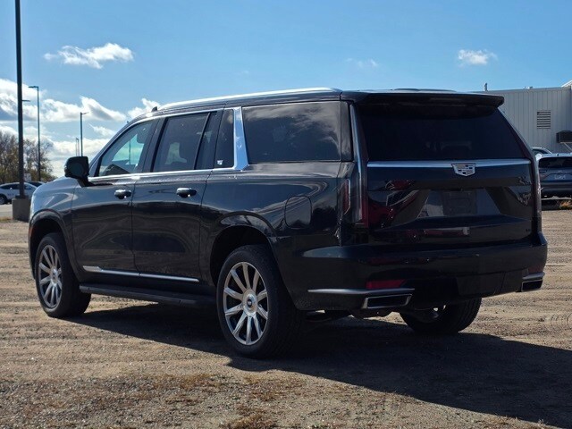 2021 Cadillac Escalade ESV Premium Luxury Platinum photo 4