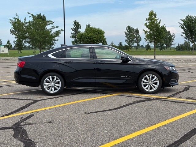 Used 2017 Chevrolet Impala 1LT with VIN 2G1105S31H9157815 for sale in Marshall, Minnesota