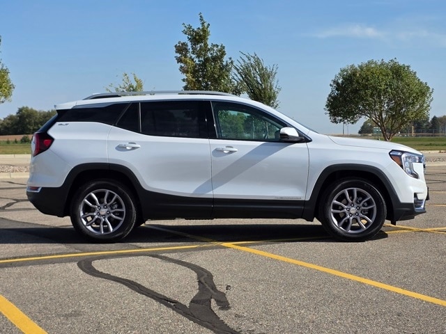 Used 2024 GMC Terrain SLT with VIN 3GKALVEG3RL382317 for sale in Marshall, Minnesota